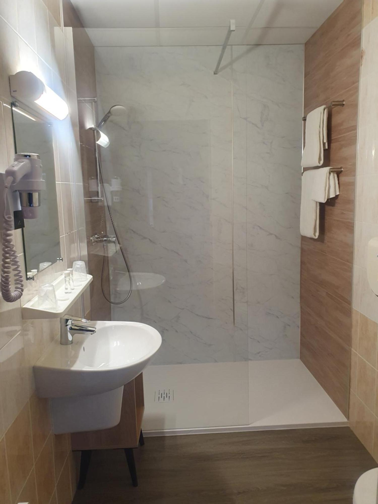 Hotel Salea 포르닉 외부 사진